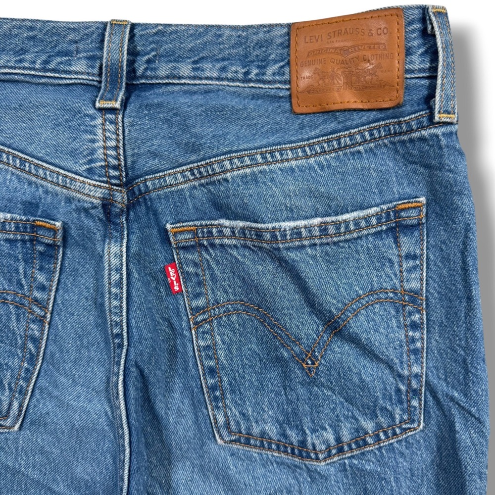 Levi's Premium Ribcage Straight Jeans 30 Women Blue Medium Wash Denim